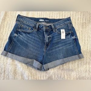 Old navy boyfriend shorts . Size 4